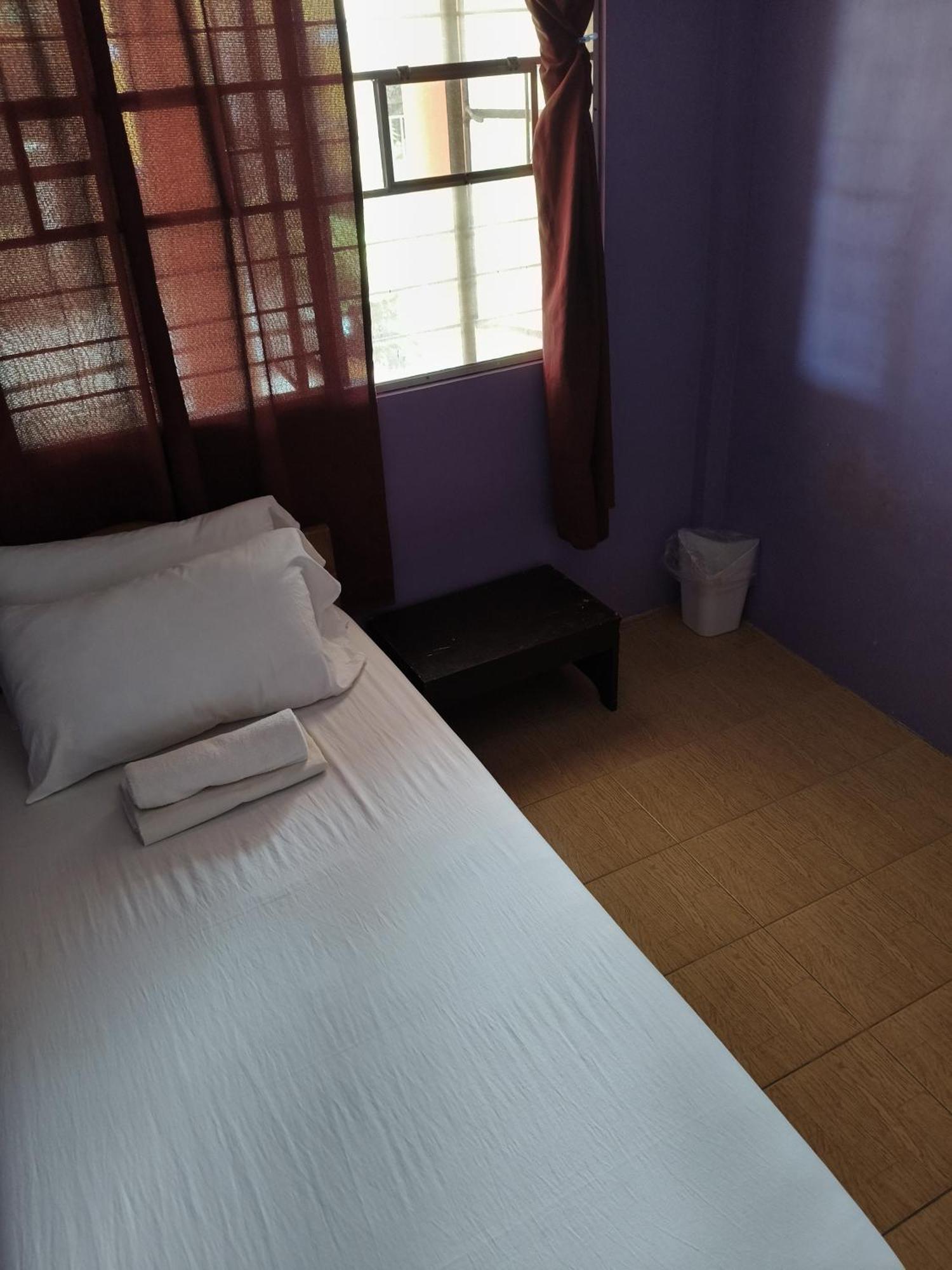 Touristlink Homestay Donsol Exterior foto